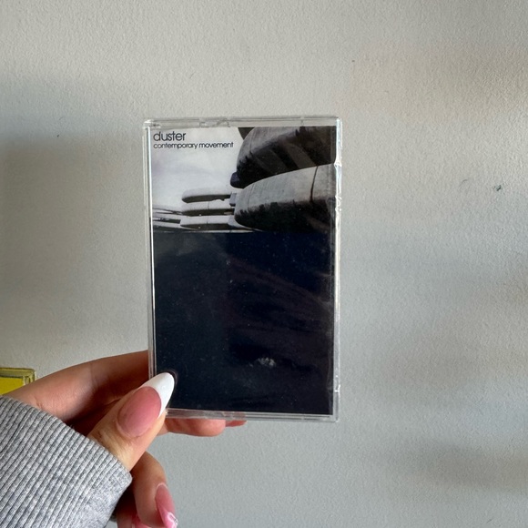 Duster: contemporary movement cassette - Picture 1 of 2